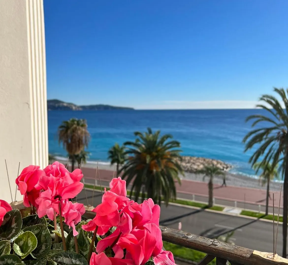 Luxury Apartment With Sea View On The First Line Promenade Des Anglais location